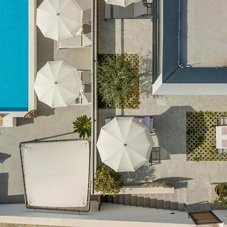 Holiday Home Lolina,Sea On A Palm! Heated Pool Трогір Екстер'єр фото